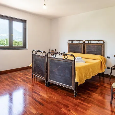 בית נופש Gorgeous In With Kitchen Giffoni Sei Casali